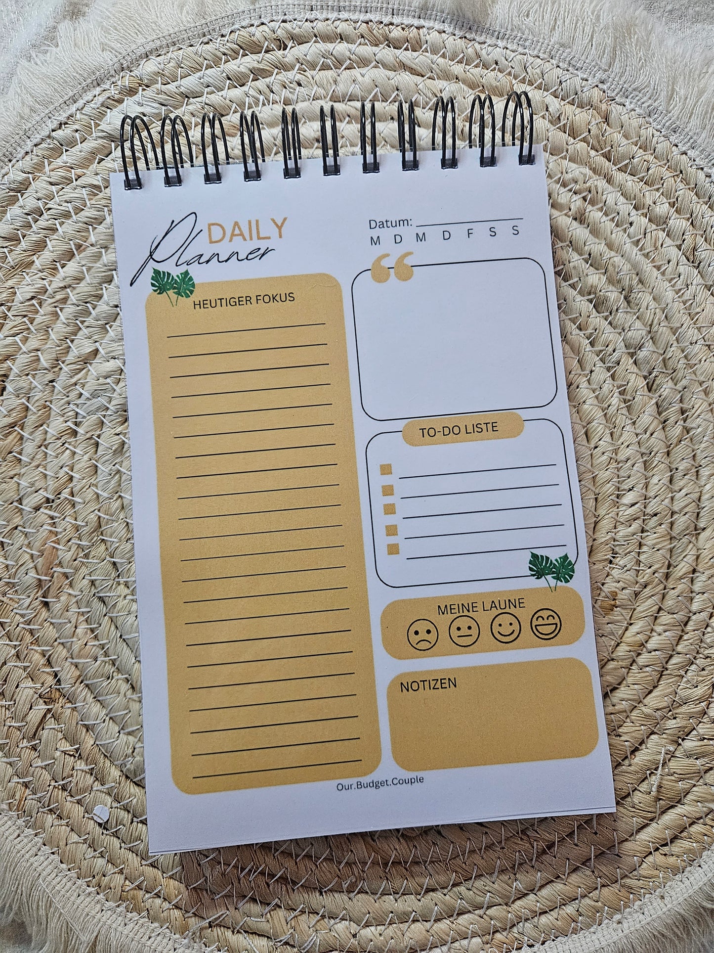 Tagesplaner Spiralblock Daily Planner inkl. Tracker (verschiedene Varianten)