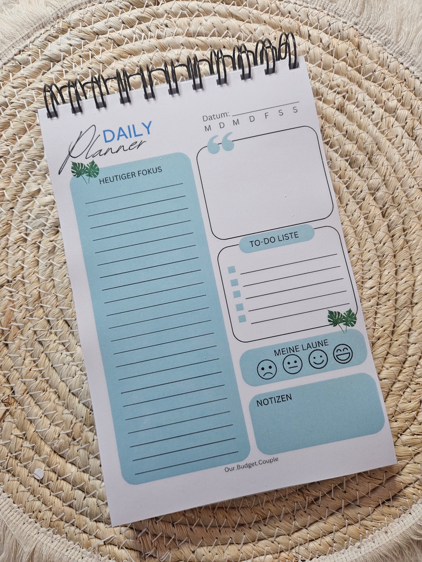 Tagesplaner Spiralblock Daily Planner inkl. Tracker (verschiedene Varianten)